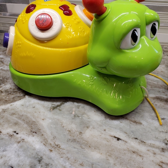 V-Tech Spina and Grin Snail And Fly and Learn Airplane - Picture 6 of 16